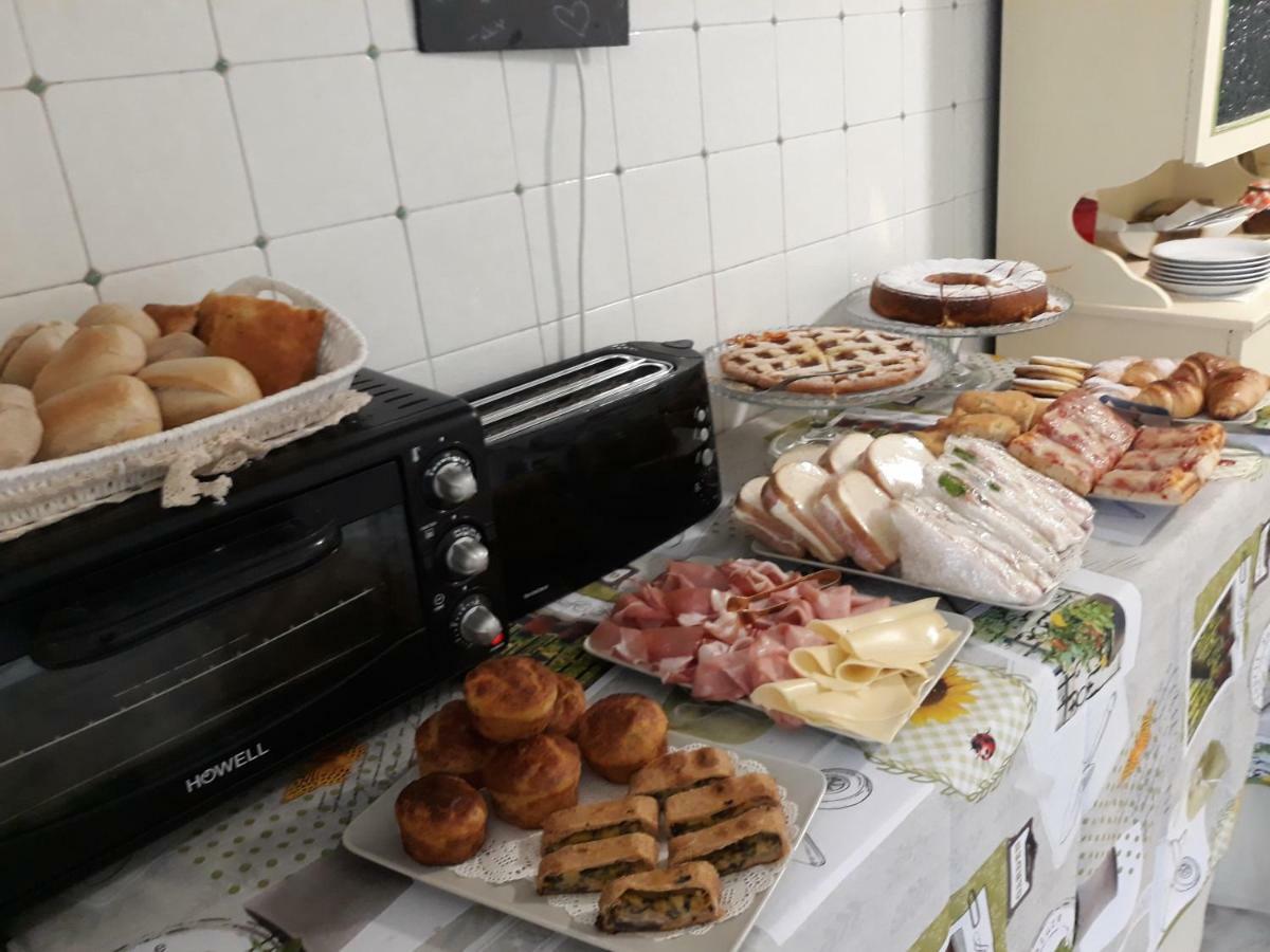 B&B Peverello Castelnuovo Magra Zewnętrze zdjęcie